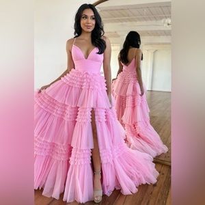 A-Line Spaghetti Straps Long Tiered Tulle Prom Dress With Split